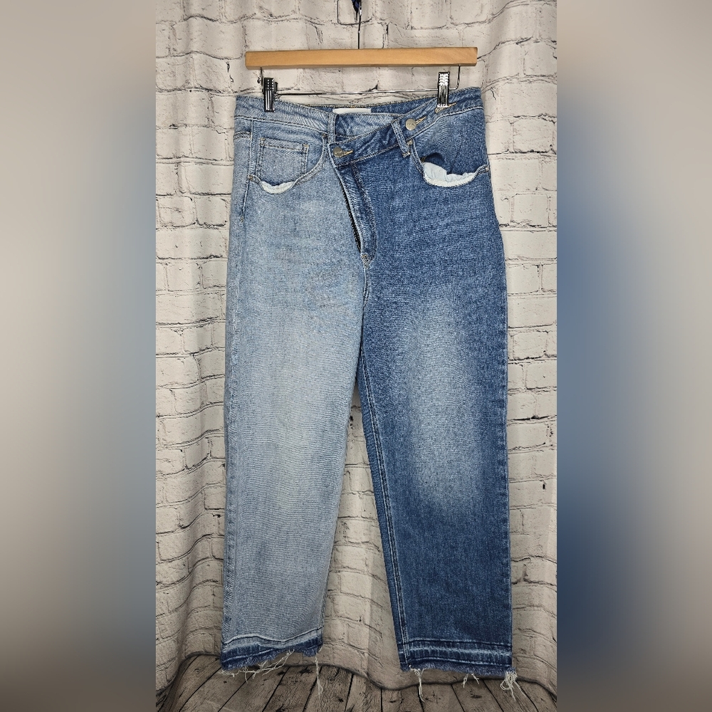 Risen Jeans Two-Tone Cross Oer Button Denim‎ Jeans Size 13